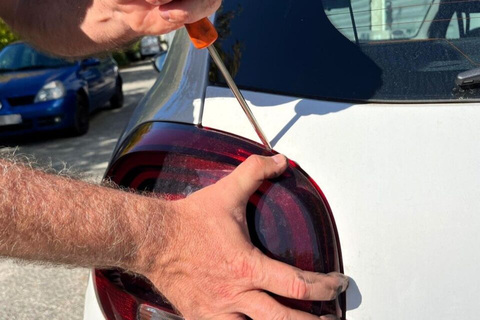 RECRUDESCENCE VOLS D'ACCESSOIRES SUR VEHICULES