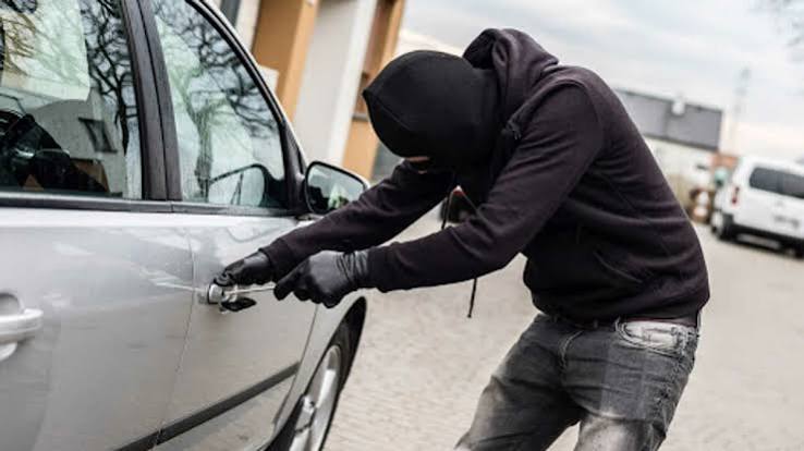 VOLS DE VEHICULES